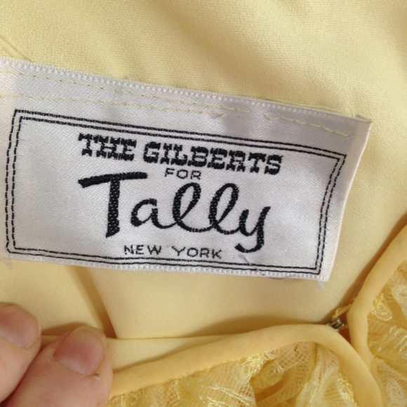 Yellow silk Chiffon Evening Dress - Picture 6 of 6